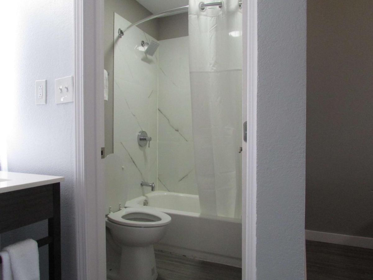Motel 6 Brookhaven, Ms Екстер'єр фото