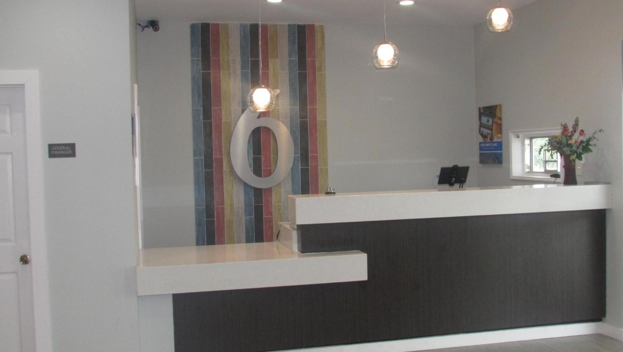 Motel 6 Brookhaven, Ms Екстер'єр фото